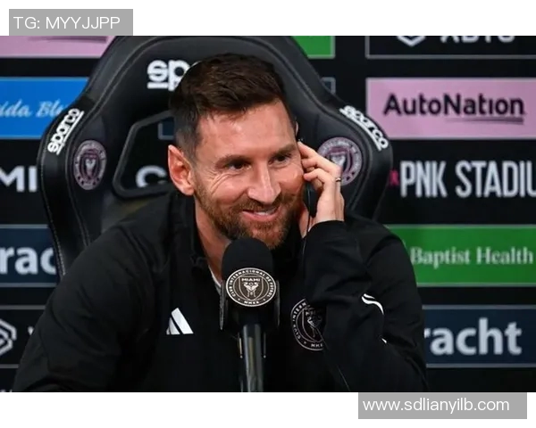 梅西加盟迈阿密国际后首度亮相引发热议，未来计划引关注